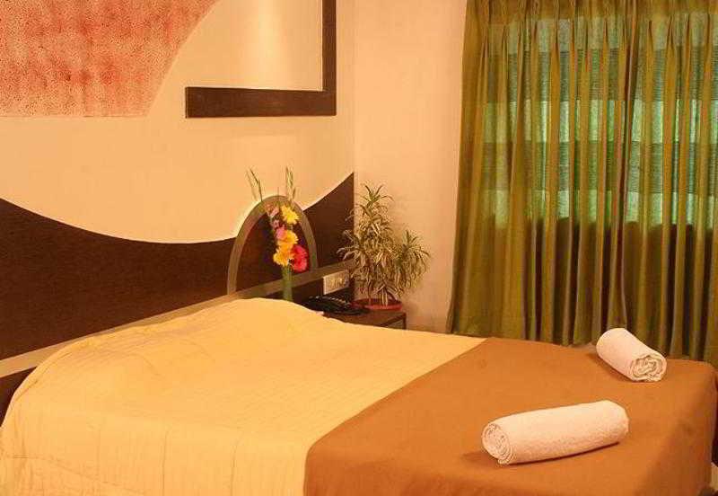 Hotel Fortune Bombaim Quarto foto